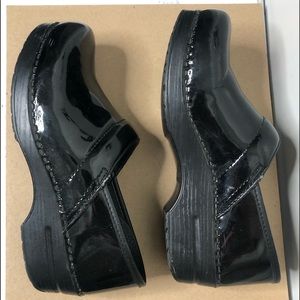 Dansko Black Patent Clogs Size 41
